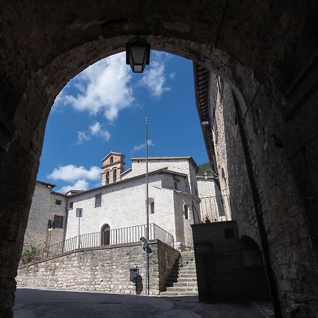 L'Ira Di Dante Villa Gubbio Dış mekan fotoğraf