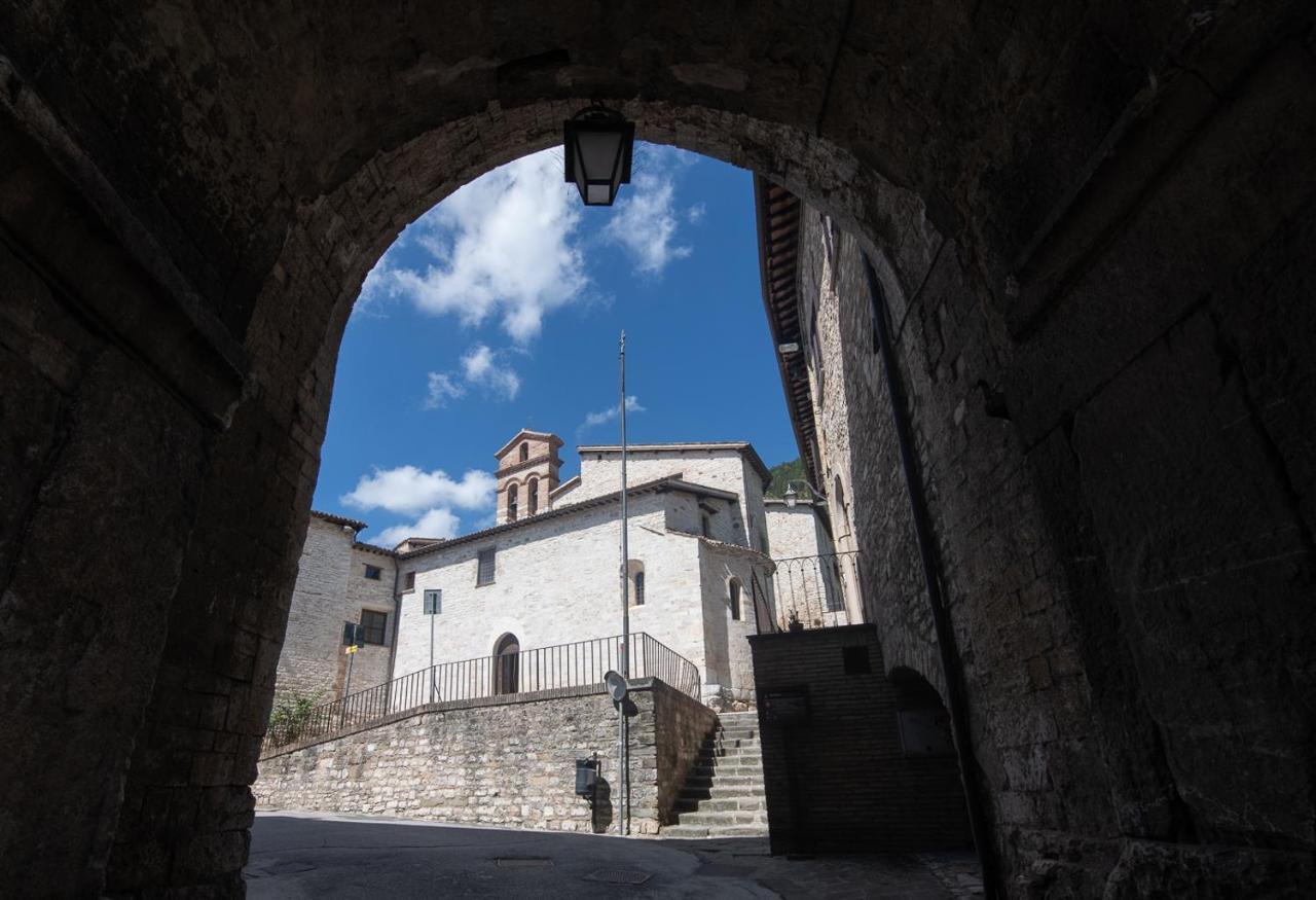 L'Ira Di Dante Villa Gubbio Dış mekan fotoğraf